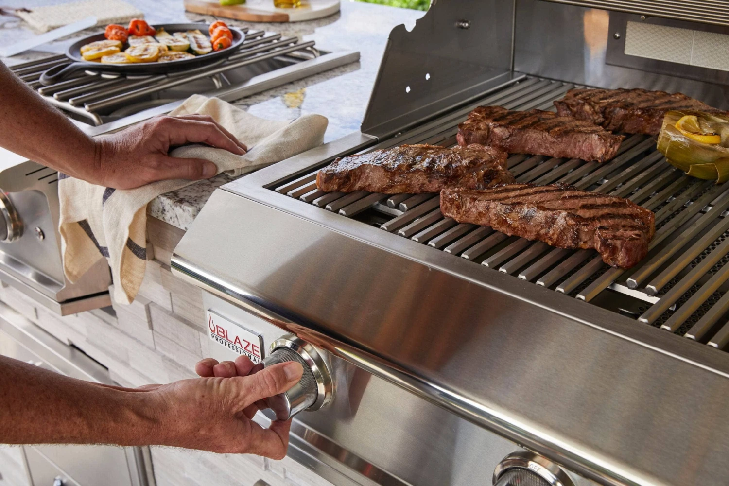 Blaze Professional LUX 44" 4-Burner Built-In Gas Grill With Rear Infrared Burner, BLZ-4PRO 5 Blaze Professional LUX 44" 4-Burner Built-In Gas Grill With Rear Infrared Burner, BLZ-4PRO - Image 3