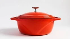 Lodge USA Enamel Dutch Oven, 7.5 Quart